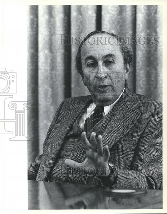 1981 Press Photo Max M Kampelman Chief US Delegate to the Madrid Conference - Historic Images