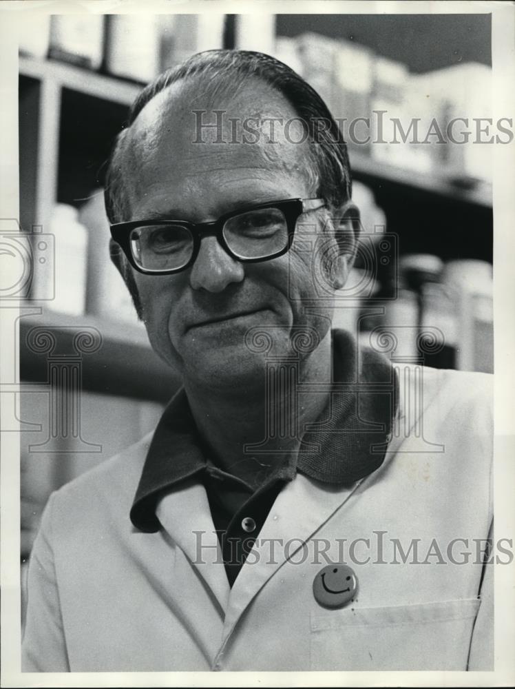 1973 Press Photo Meredith Fisher owner of Pharmacy in 1945. - ora29744 - Historic Images