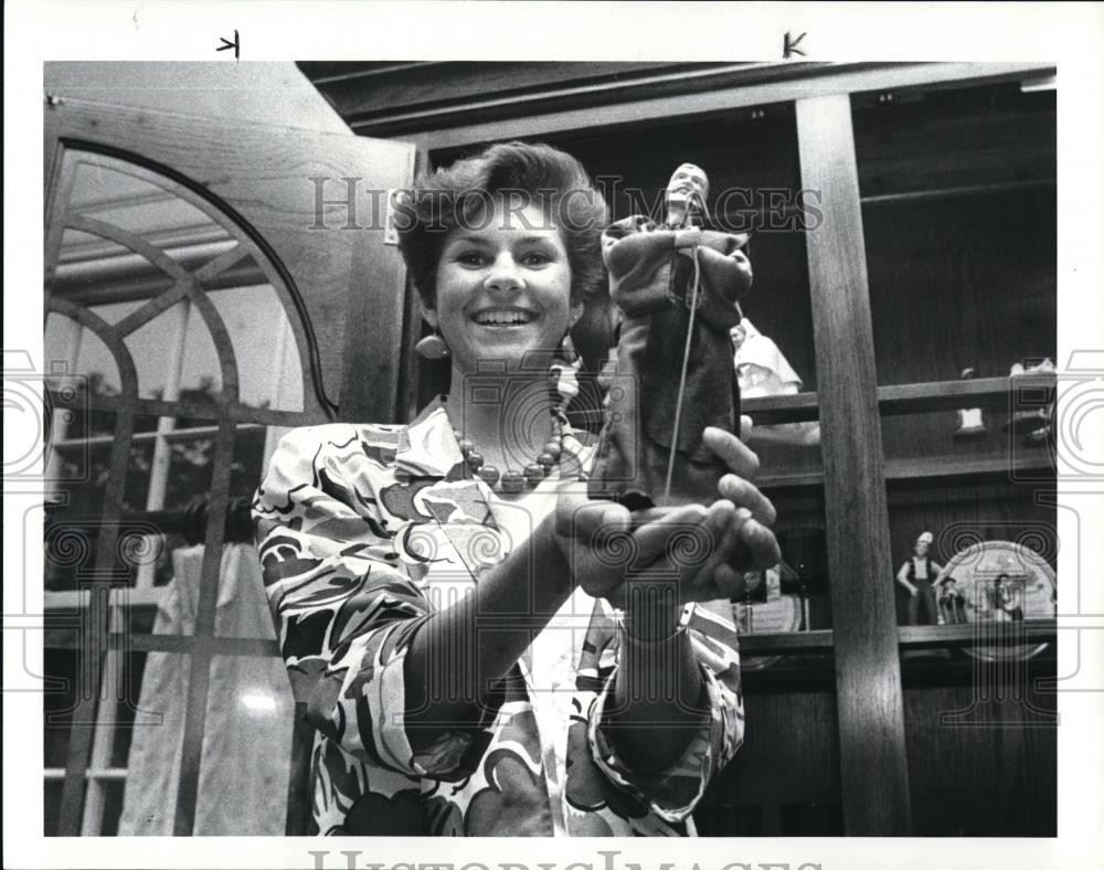 1986 Press Photo Beth Pentel - Historic Images