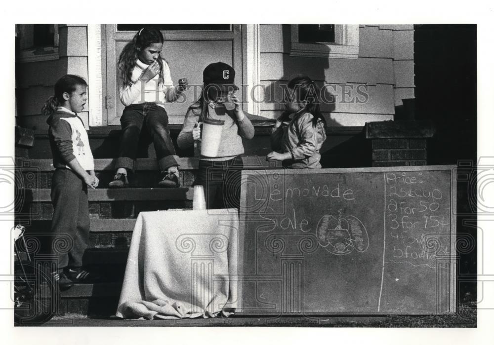 1983 Press Photo Melanie Hottois - Historic Images