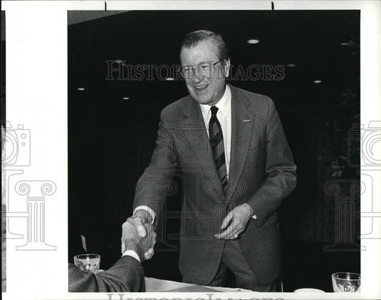 1985 Press Photo Stan Pace, TRW Exec. - Historic Images