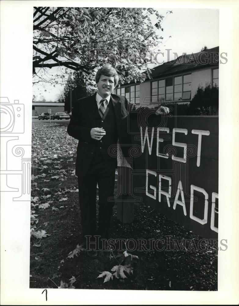 1981 Press Photo Rori Clawson, West Gresham Grade School Principal - ora11470 - Historic Images