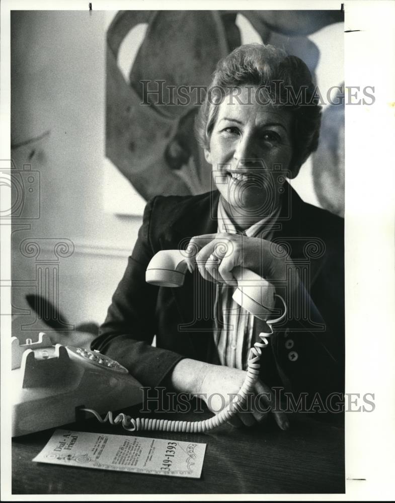 1983 Press Photo Barbara Ochlberg, Dial a friend service founder - Historic Images