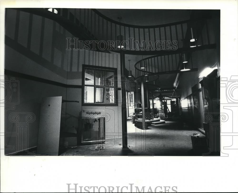 1981 Press Photo New bright decor at Beaumont School - ora36588 - Historic Images