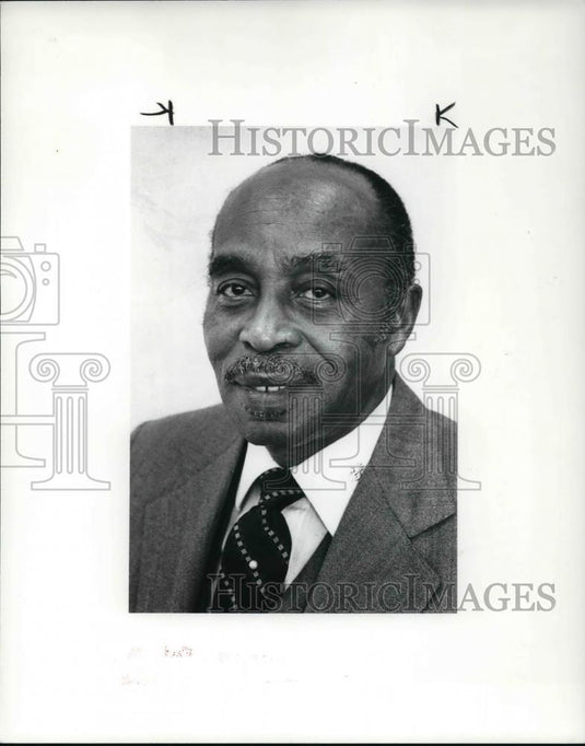 1986 Press Photo Bosie Mack Policeman - Historic Images