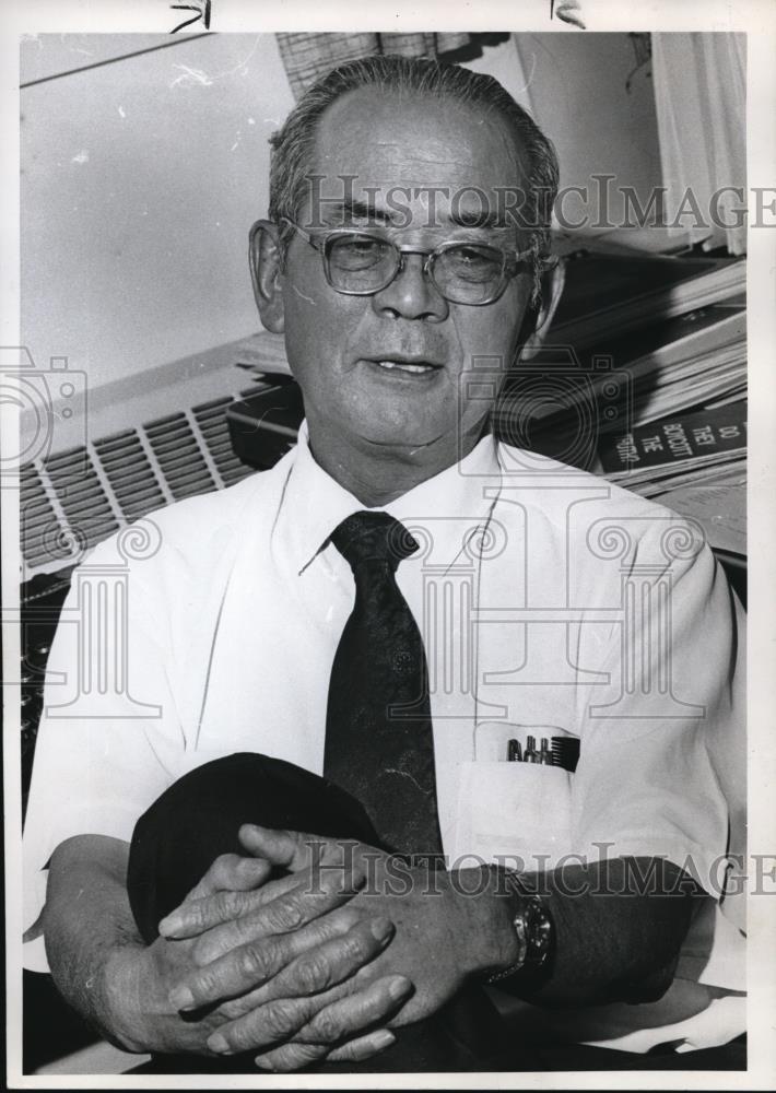 1972 Press Photo Howard Fujii, federation researcha nd legislative director - Historic Images