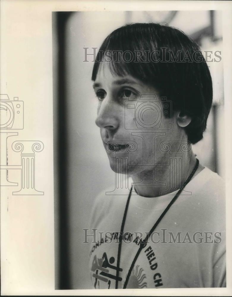 1978 Press Photo Ron Cogsdill, physical education teacher at Powell Valley - Historic Images