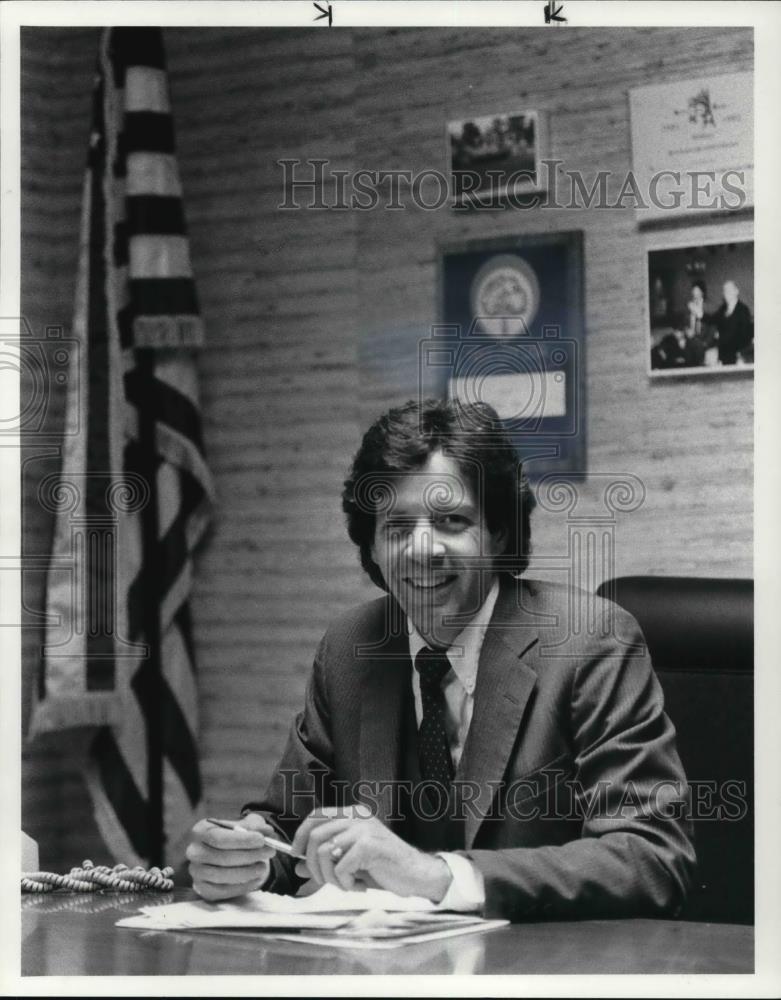 1984 Press Photo Medina Mayor William C. Lamb - Historic Images