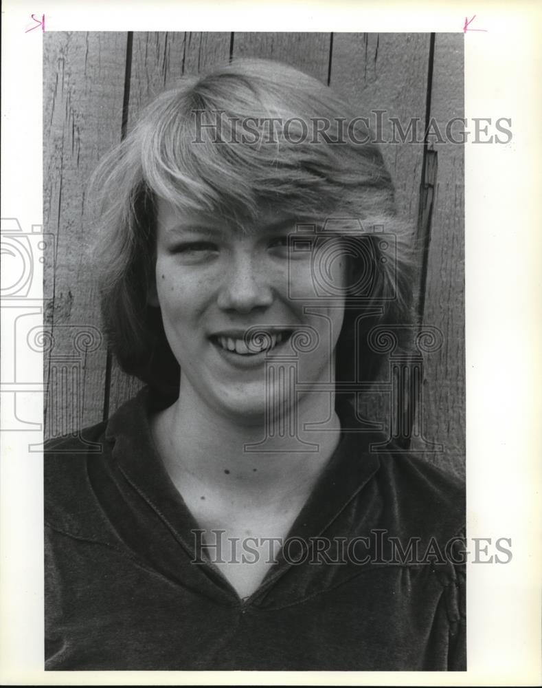 1981 Press Photo Sherwood High School Senior Beth Grooman Wins Scholarship - Historic Images