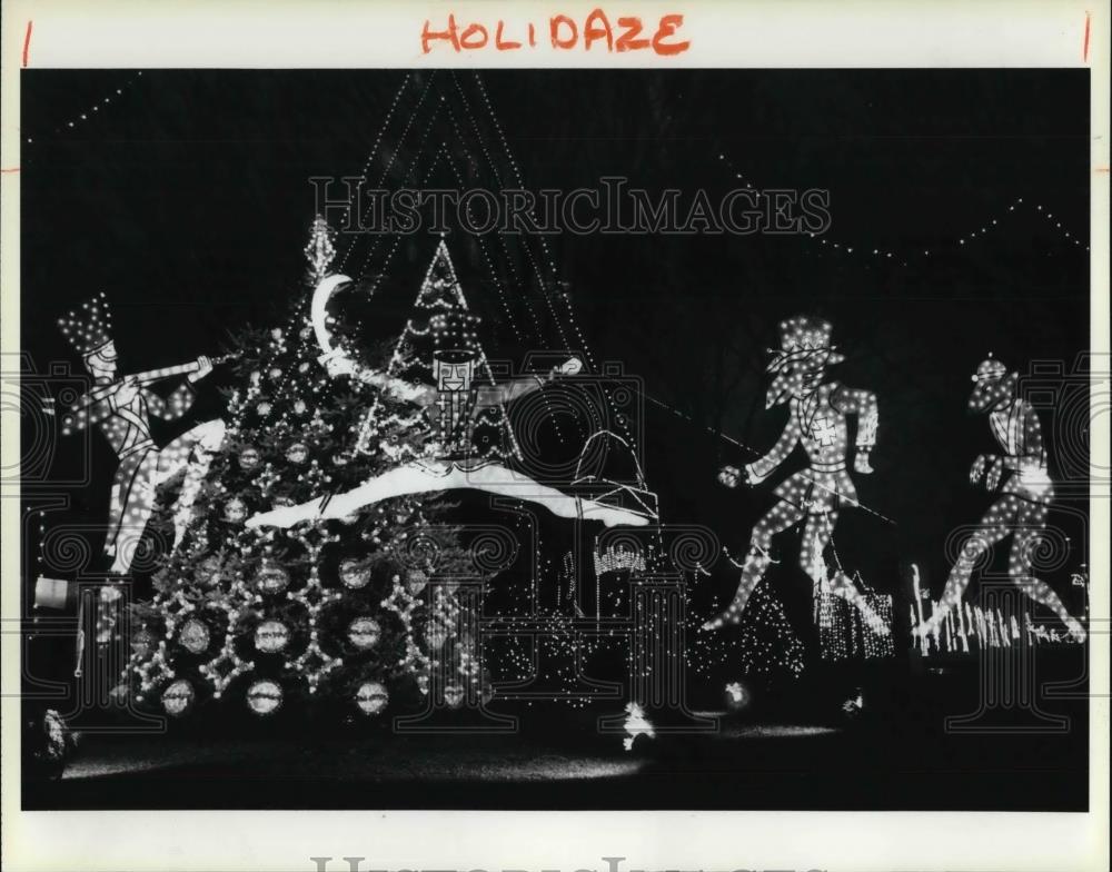 1985 Press Photo Christmas light display - Historic Images