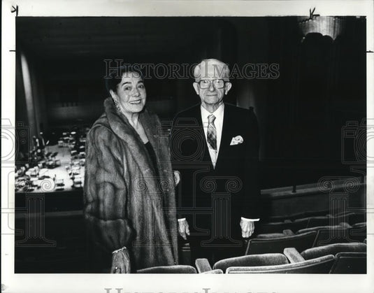 1985 Press Photo Mr. & Mrs. Reeves at Severance Hall - Historic Images