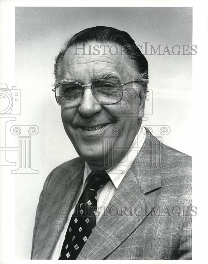 1985 Press Photo Ernie Miller, Akron Metro Transit System General manager - Historic Images