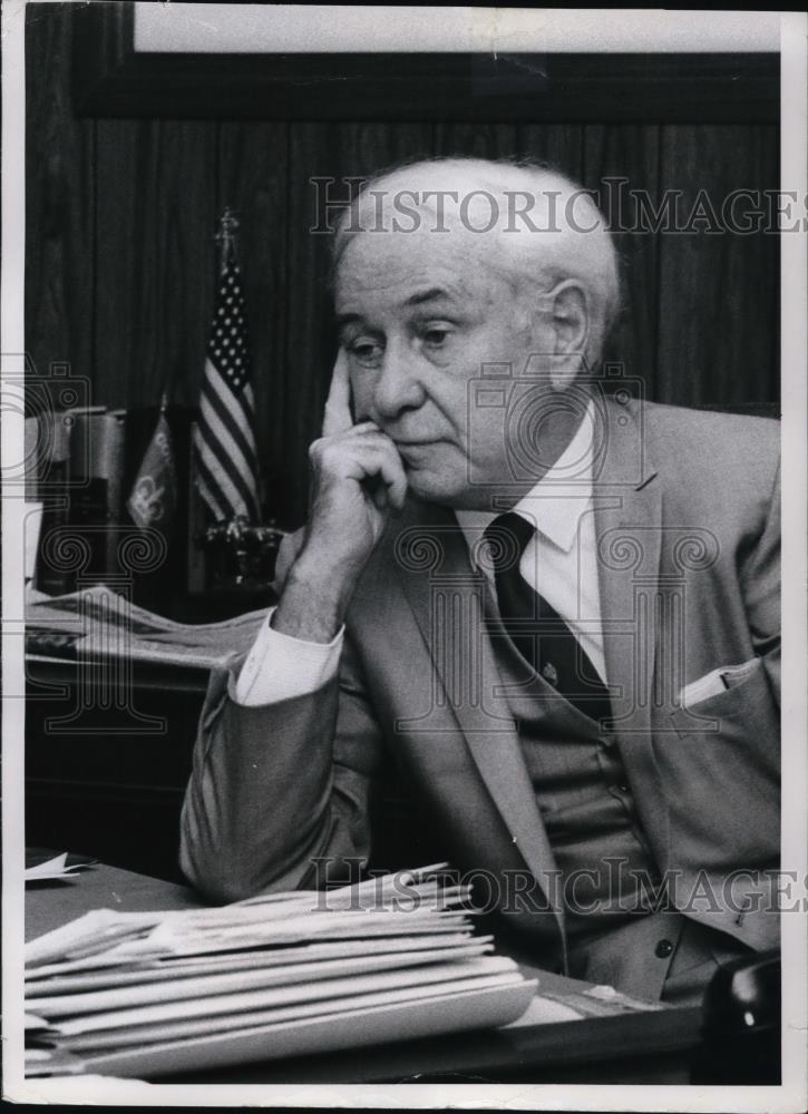 1971 Press Photo Frank S. Hogan musing in his office - cvp25276 - Historic Images