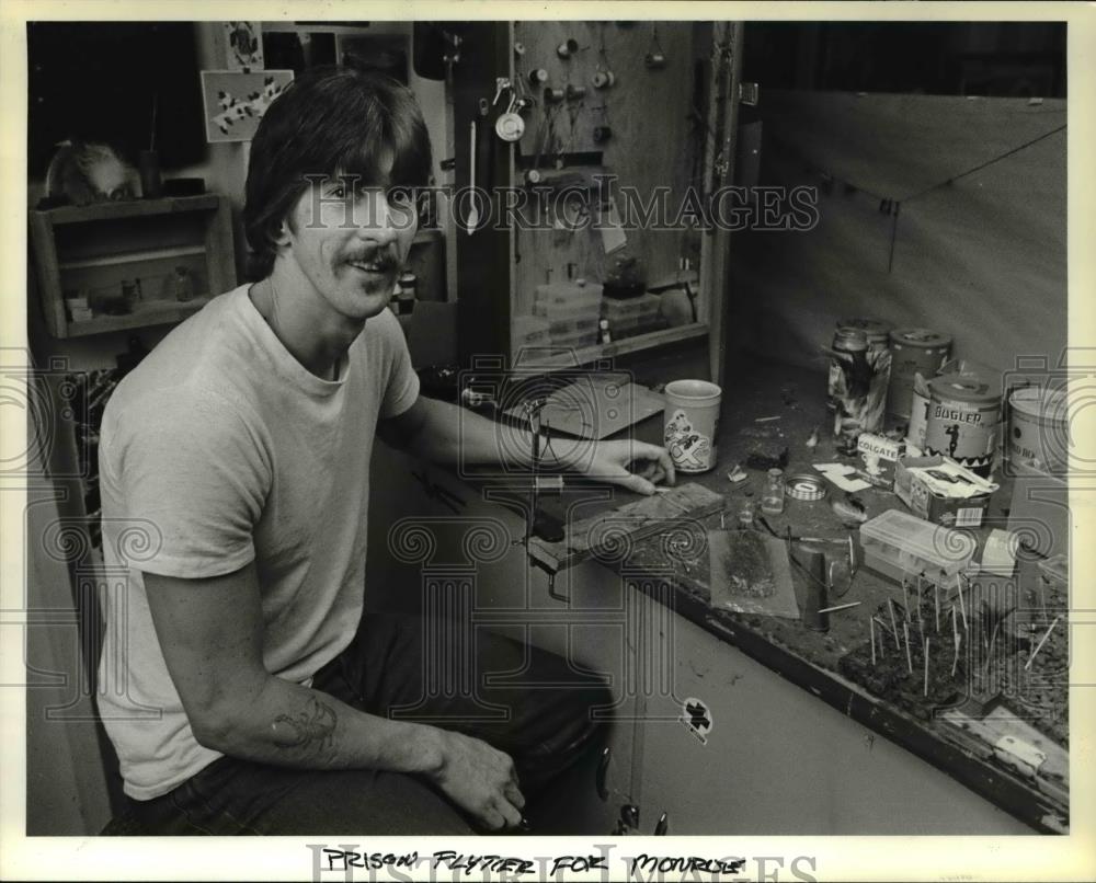 1983 Press Photo Brian Kenny in Oregon State Penitentiary - ora45618 - Historic Images
