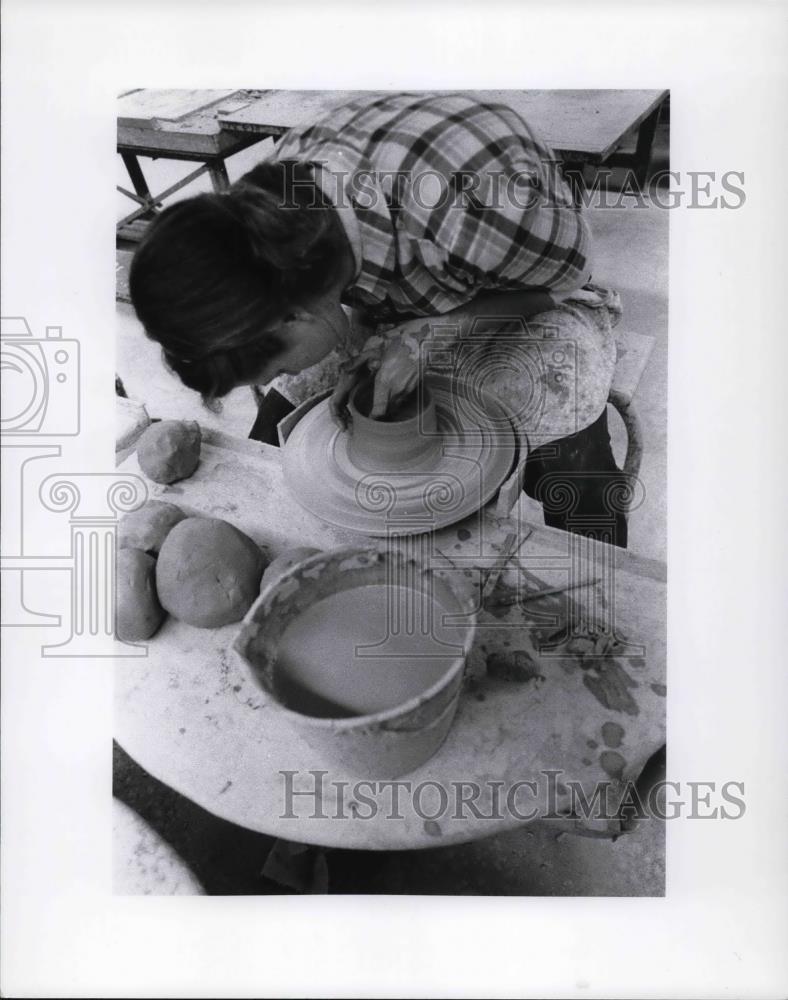 1979 Press Photo Pottery making at the CSU Community Day - Historic Images