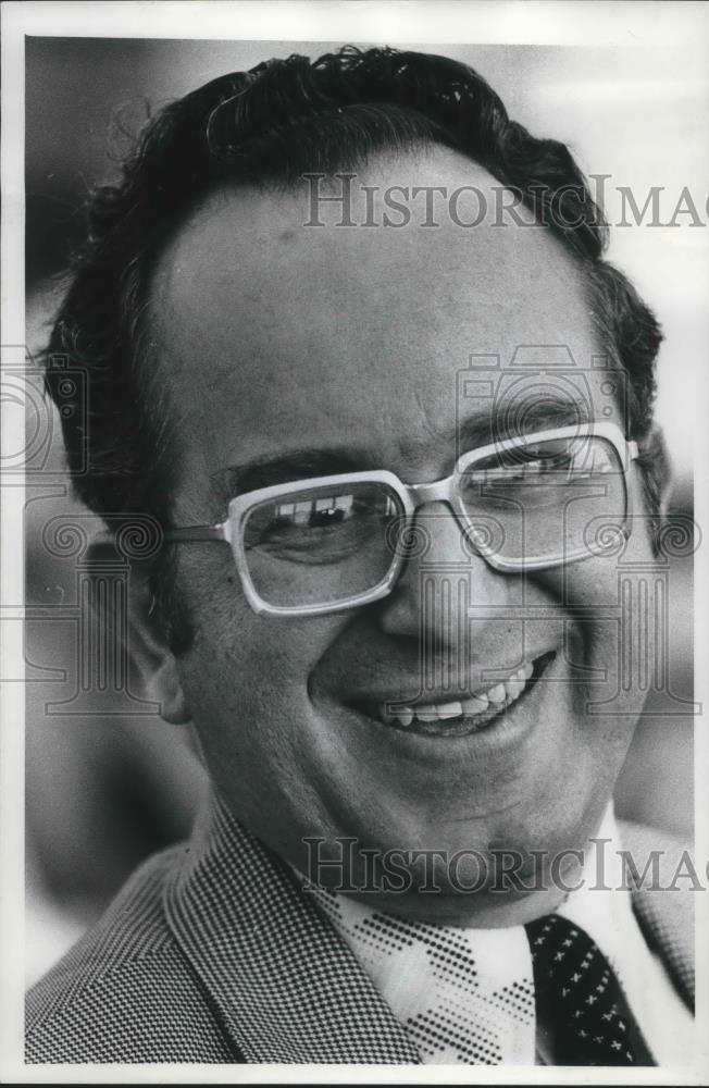 1974 Press Photo Dough DeHaan Super Salesman - ora16138 - Historic Images