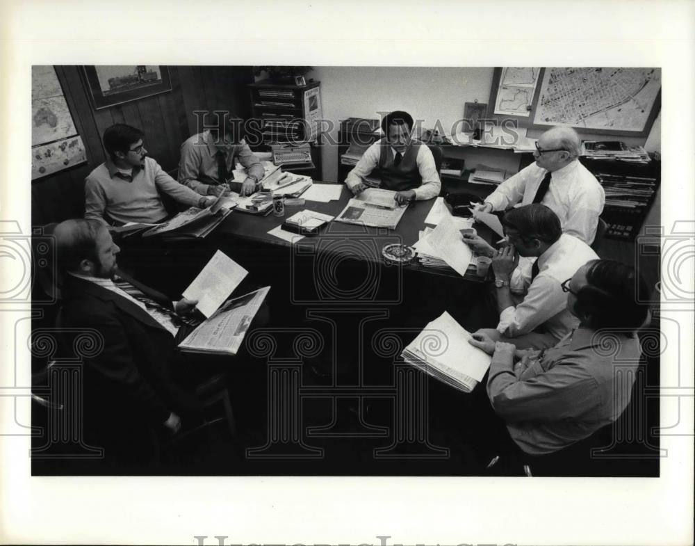 1979 Press Photo William Hilliard during a meeting - ora34209 - Historic Images