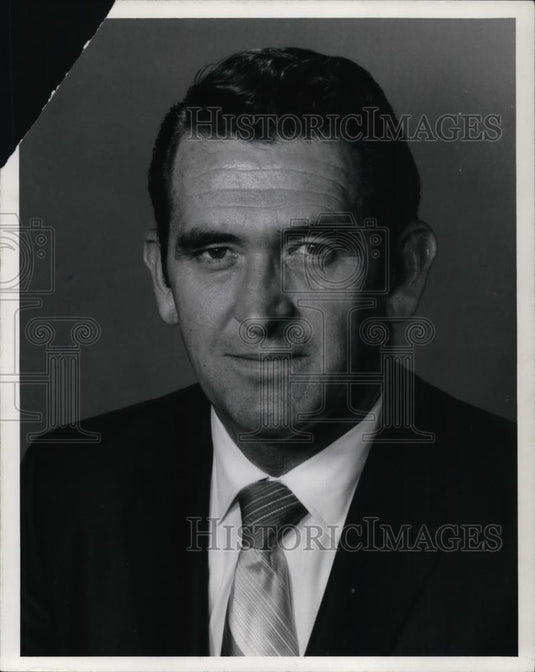 1973 Press Photo Mercer Lee Jackson HUD Assistant Secretary - cvp25208 - Historic Images