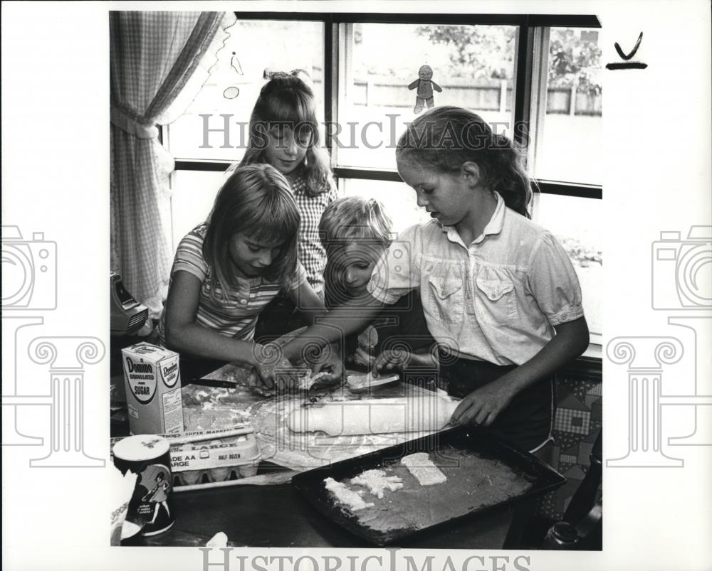 1982 Press Photo Debbie Brewer, Jill Gakucci, Jeffrey Galucci and Heather Rine - Historic Images
