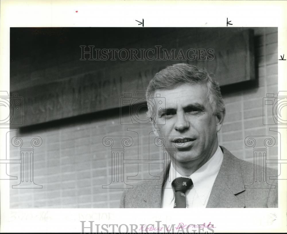 1986 Press Photo Dernedde, Robert L. - ora12653 - Historic Images