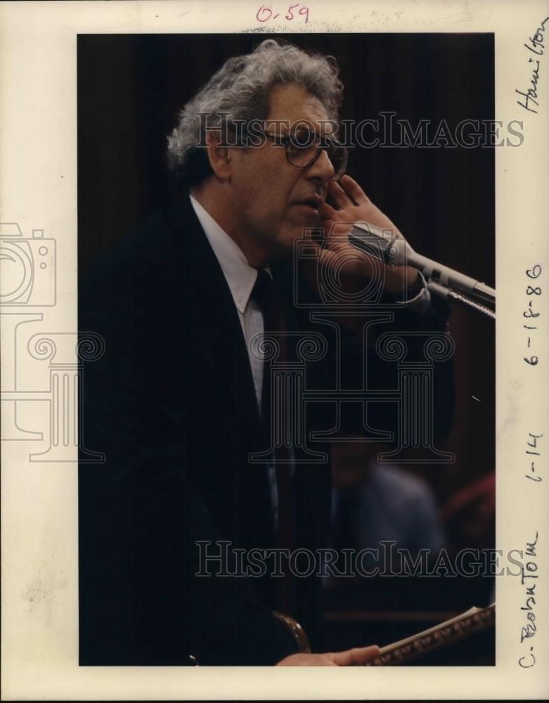 1980 Press Photo Paul Herman at a City Council meeting - ora34322 - Historic Images