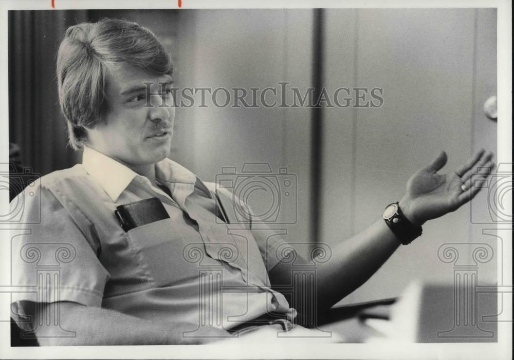 1980 Press Photo Larry Moran, president of Parma local - Historic Images