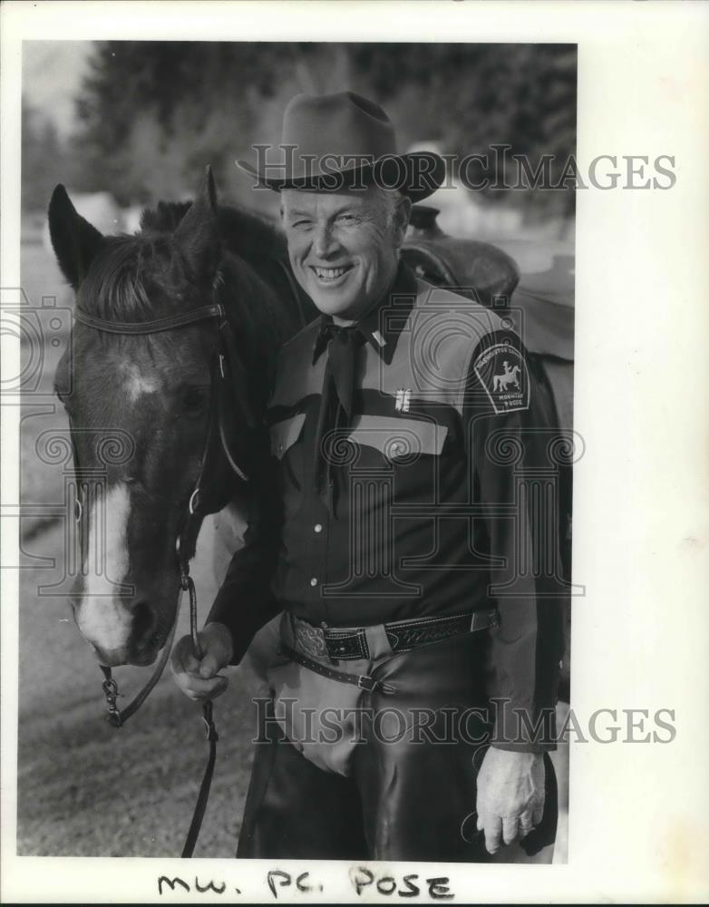 1986 Press Photo Charlie Davis with county posse 40 years ago - ora16541 - Historic Images