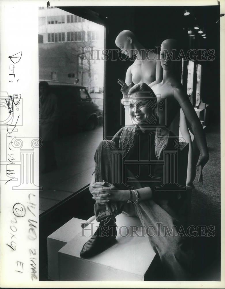 1984 Press Photo Dori Drumm Battled Anorexia Nervosa at 135 pounds,5-foot-9. - Historic Images