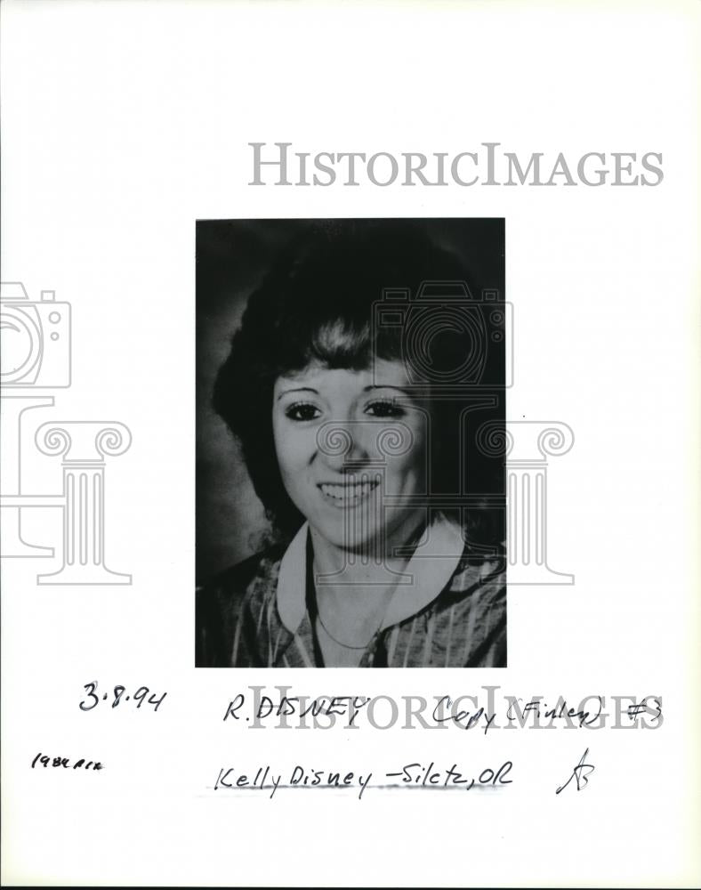 1994 Press Photo Kelly Lynn Disney of Siletz Oregon ora12954