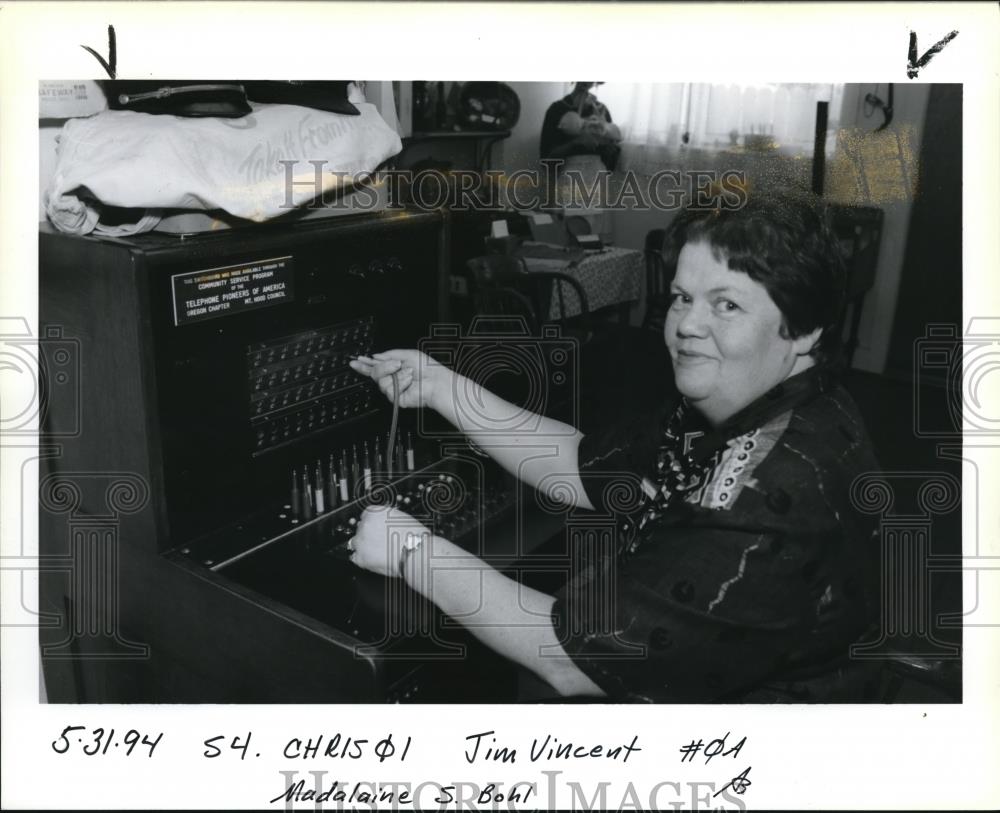 1994 Press Photo Madalaine S. Bohl operates the telephone system. - ora03472 - Historic Images