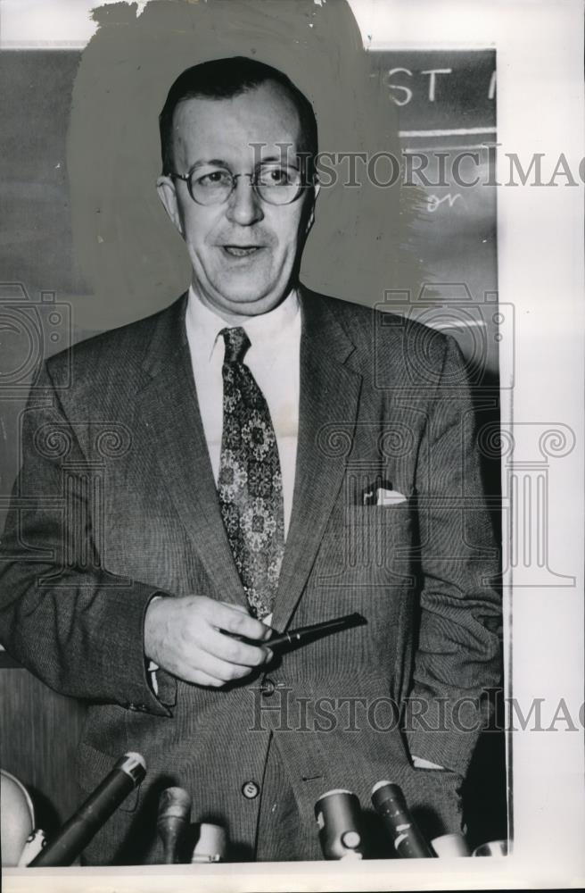 1957 Press Photo Dr. John P. Hagen Director Project Vanguard ora3596