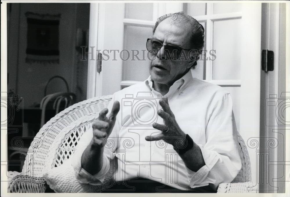 1992 Press Photo William Kennedy Author interview in Albany New York - cvp26910 - Historic Images