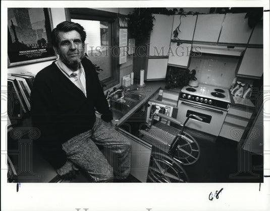 1990 Press Photo Ray Miklethun - Historic Images