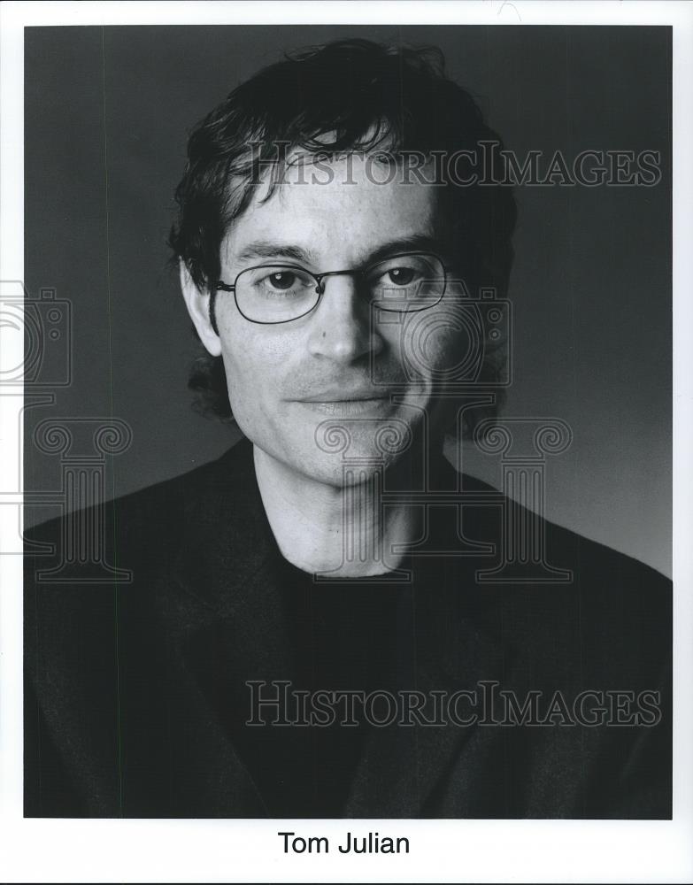 Press Photo Tom Julian Writer - cvp26659 - Historic Images