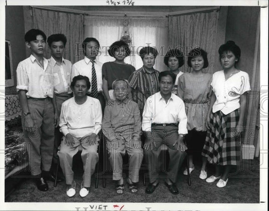 1991 Press Photo The Lan Ly Tu Family - Historic Images