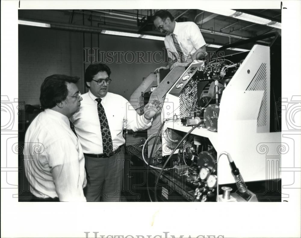 1991 Press Photo Don Perkins, Chris Hazzard and Chad Koepke - Historic Images