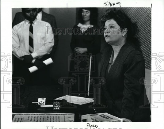 1991 Press Photo Jennifer O' Donnel of the citizen action - Historic Images