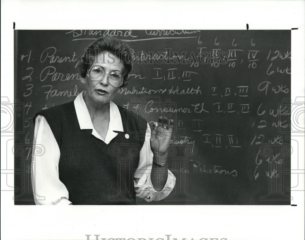 1988 Press Photo Barbara Oehlberg Parent Educator - Historic Images