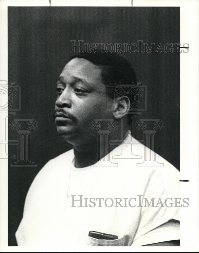 1990 Press Photo Terrence Packe sentencing for Fraud - Historic Images