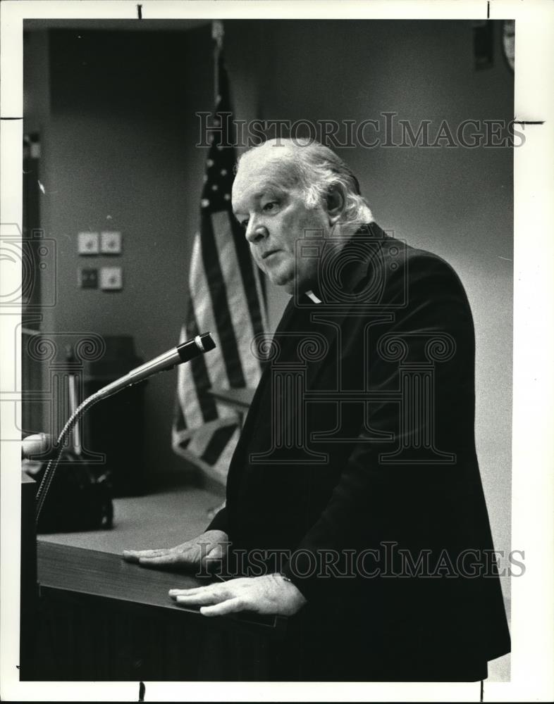 1987 Press Photo President Father Thomas P. O&#39;Malley - Historic Images