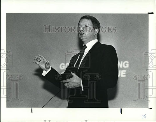1991 Press Photo B. Wyckliffe Pattishall, Jr. - Historic Images