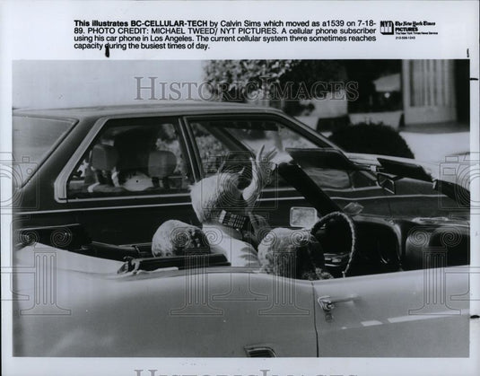 1997 Press Photo BC Cellular Tech By Calvin Sims A cell Phone Subscriber Using - Historic Images