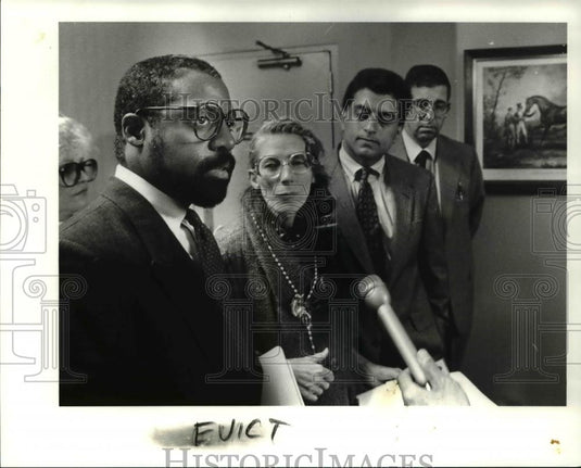 1989 Press Photo Elaine Roth with Michael E. Greene & Joseph Meissner - Historic Images