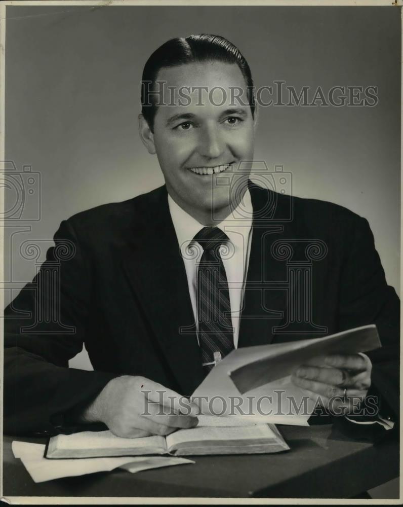 1957 Press Photo Reverend Rex Humbard - cvp25665 - Historic Images