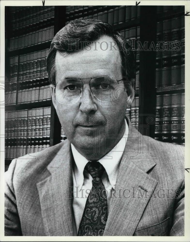 1989 Press Photo Lynn Leary, Parma Municipal jugde candidate - Historic Images