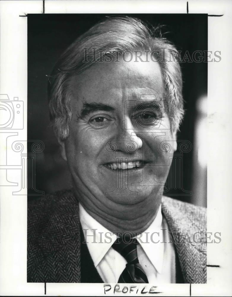 1989 Press Photo Michael J. Murphy, industrial plant executive director - Historic Images