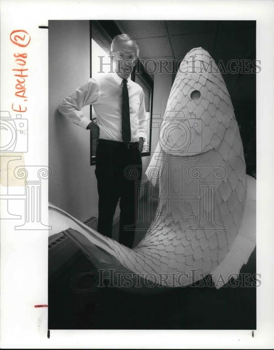 1989 Press Photo Peter B. Lewis, Progressive Insurance Co. - Historic Images
