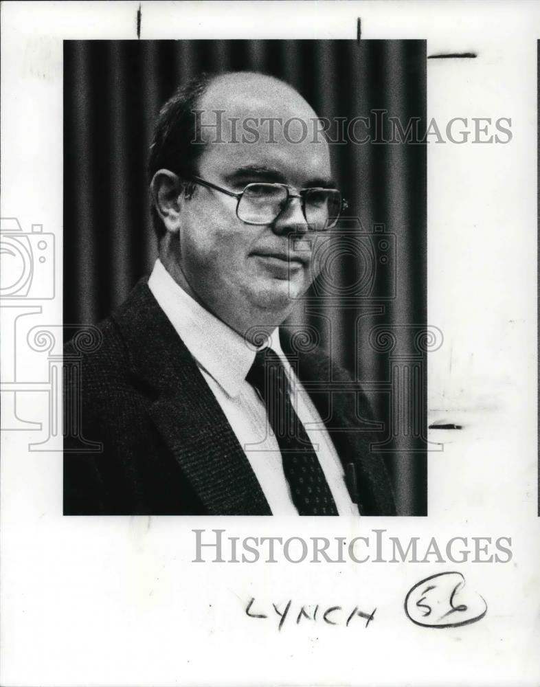 1989 Press Photo Police Captain Mark Lynch - Historic Images