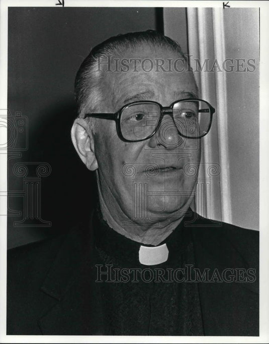 1985 Press Photo Rev Richard McCormick - Historic Images