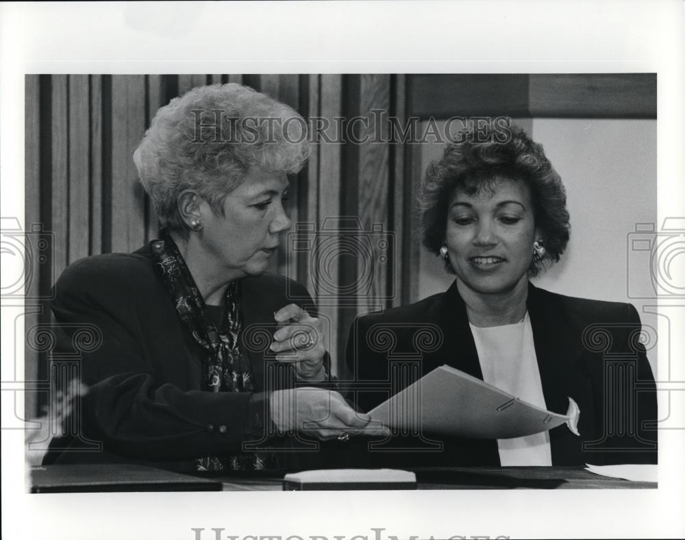 1991 Press Photo Tri-C President Jerry Sue Owens - Historic Images